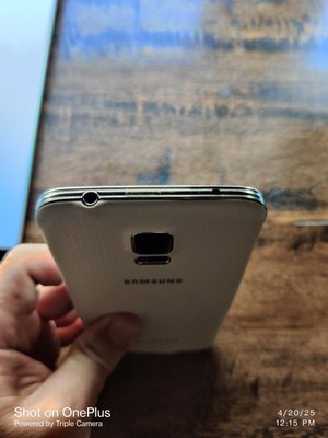 スマートフォン本体 Samsung GALAXY S5 SCL23 shimmery WHITE Amazon.co.jp: GALAXY S5 SCL23 au Shimmery White : Electronics