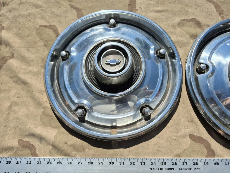 Chevrolet 1973-1975 OEM cromo media tonelada camión tapacubos GM 73 74 75 C10 OEM 1/2 Foto 2 de 4