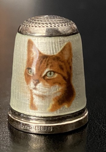 Vtg James Swann & Sons Sterling Silver Enamel European Short Hair Cat Thimble
