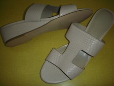 H by Halston Regan Cut-Out Leather Low Wedge Slides Sandals Women's 9 M Pink ~