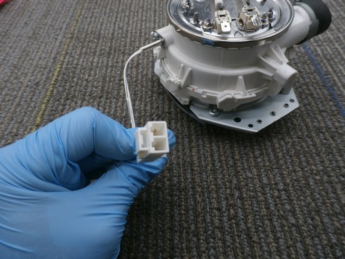 OEM LG ABT72989205 310V 115W 1.5A Dishwasher Circulation Pump Motor Housing Assy - Picture 3 of 5