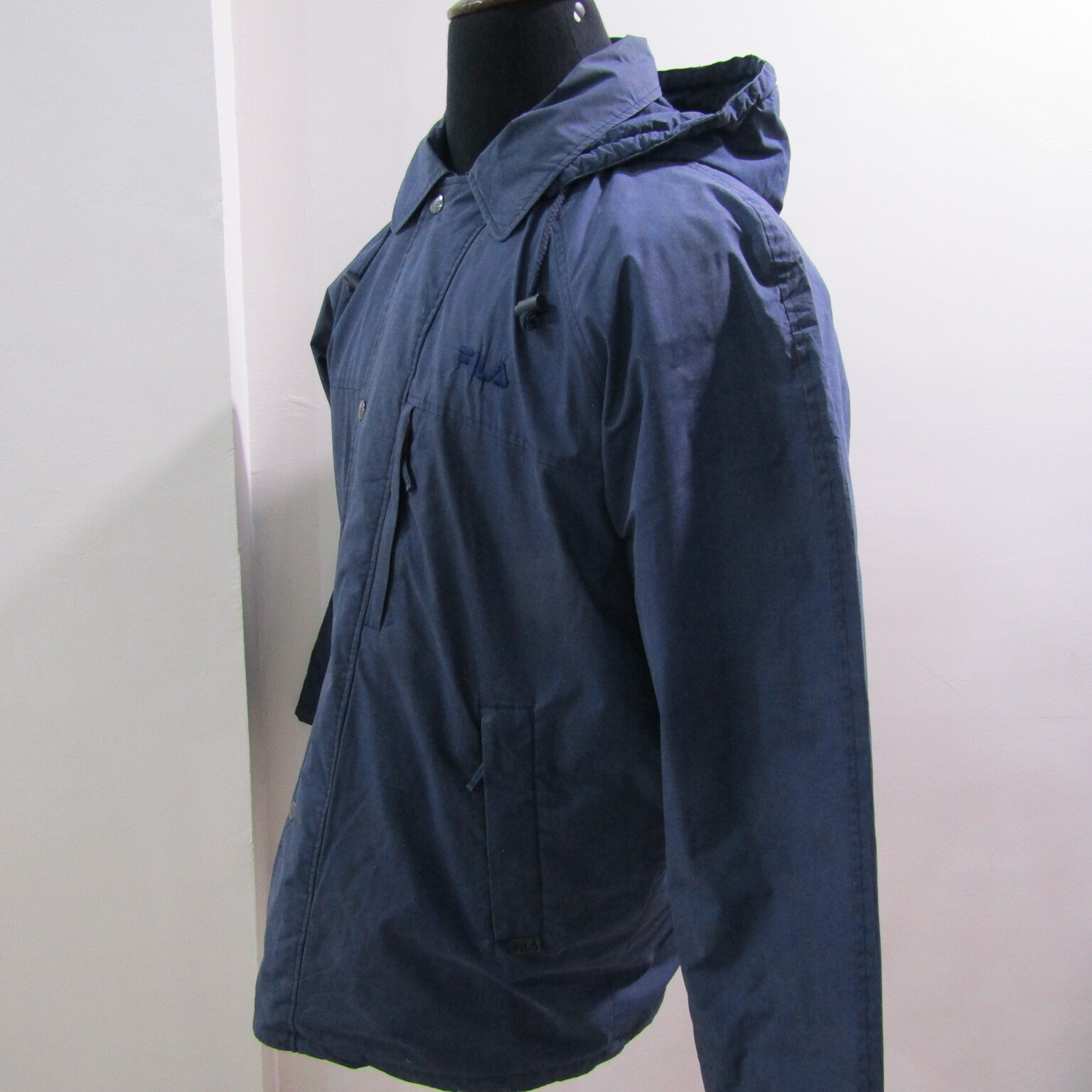 Giacca uomo Fila sportiva impermeabile petto taglia 44 46 UK L Sku 10356