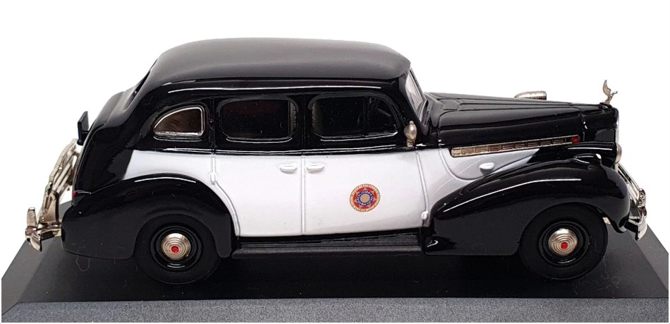 Rextoys escala 1/43 66-67-68-69 - 1940 Packard Super 8 California Highway Patrol Foto 3 de 4
