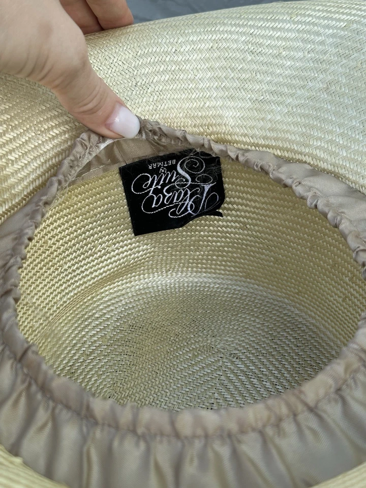 Sombrero de paja marfil Plaza Suite de Betmar con tul y tela grande rosa - Vintage Foto 3 de 4