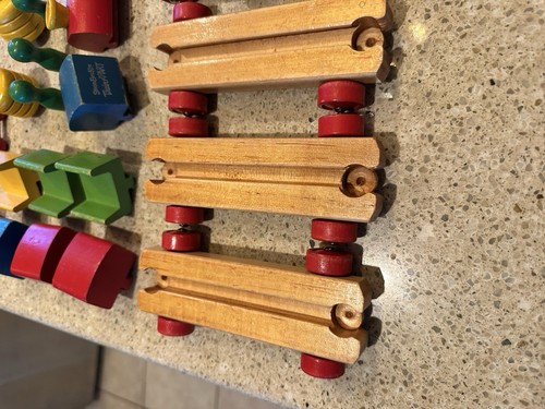 Vintage 1950's Strombecker Train Apart Wooden Train Set 19 Pc Lot As Pictured - Picture 3 of 21