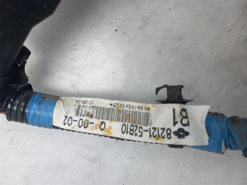 06 07 08 09 10 11 12 13 14 15 16 Toyota YARIS Arnés de cables del motor 82121-52B10  Foto 2 de 4