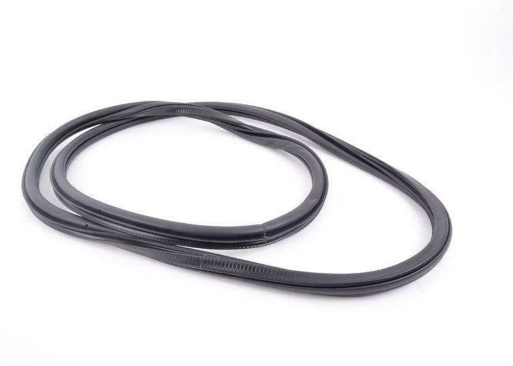 NEW VOLKSWAGEN JETTA A6 FRONT RIGHT DOOR SEAL 5C6867912J9B9  