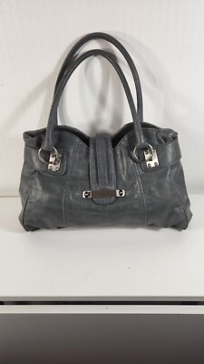 Worthington Shoulder Bag Gray Lots of Pockets Very Good Condition Divider Inside