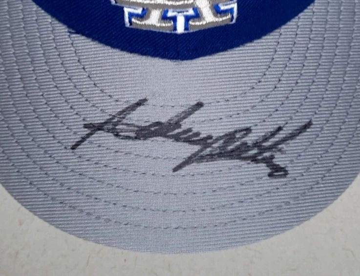 2001 Fleer Legacy Hof Adrian Beltre Gorra firmada automáticamente Sombrero de los Dodogers con certificado de autenticidad Fleer Foto 2 de 4