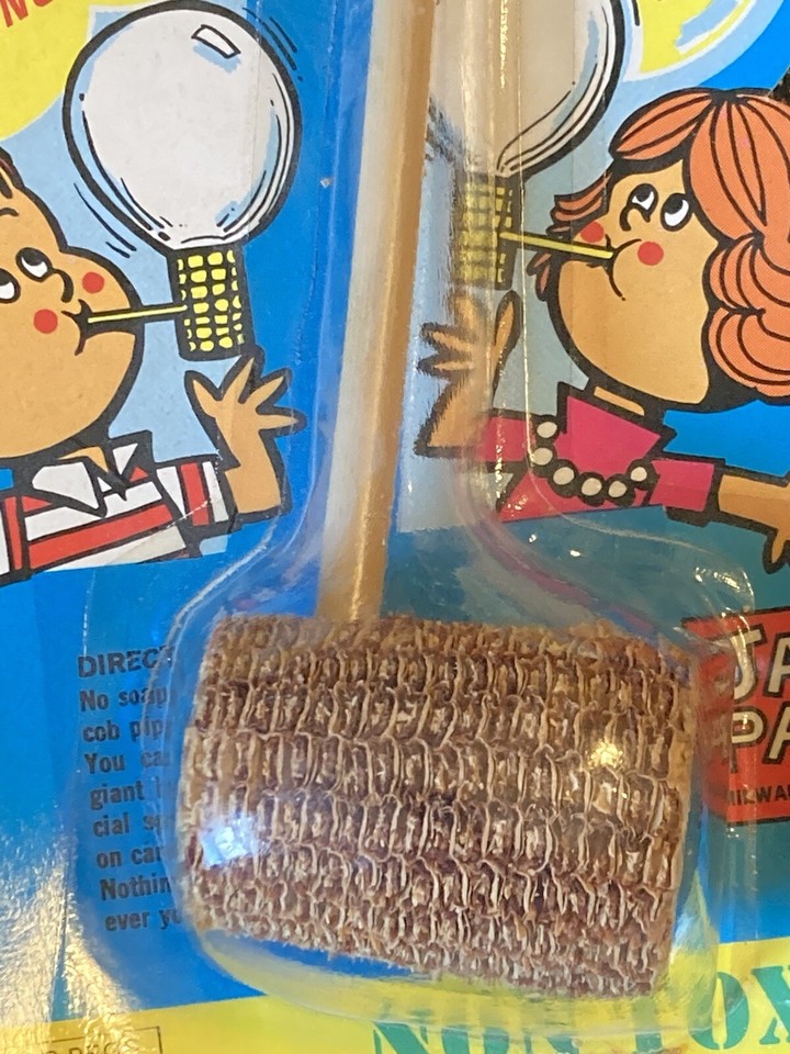 Vintage Jak Pak Magic Bubble Blowing Corn Cob Pipe in Original