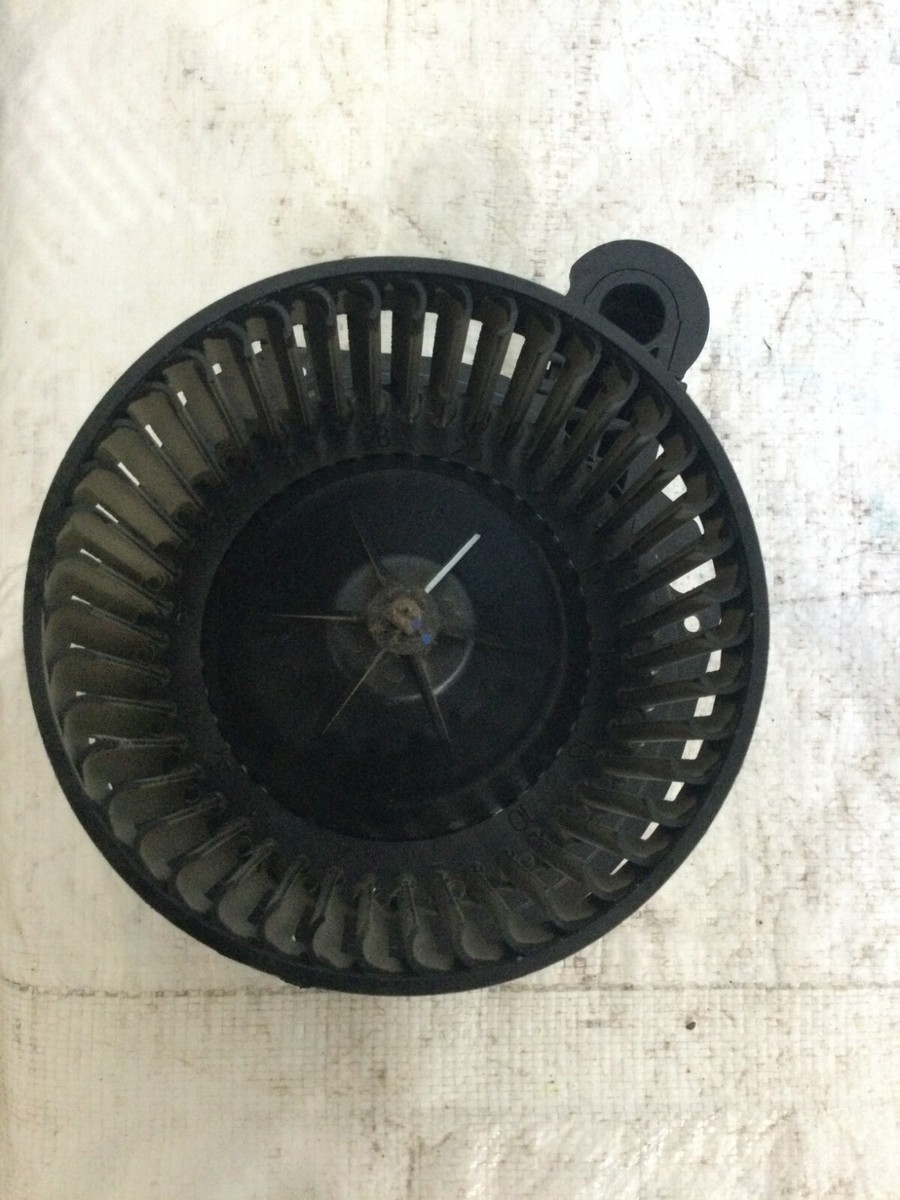 2010 Chevrolet Suburban 1500 Rear A/C Heater Blower Motor 52419692