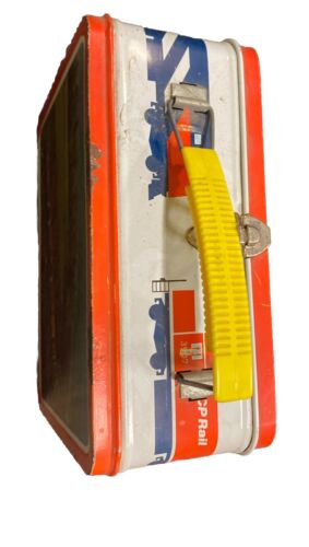 1970s Ohio Art Canadian Pacific CP Railroad Metal Lunchbox No Thermos - Picture 4 of 7