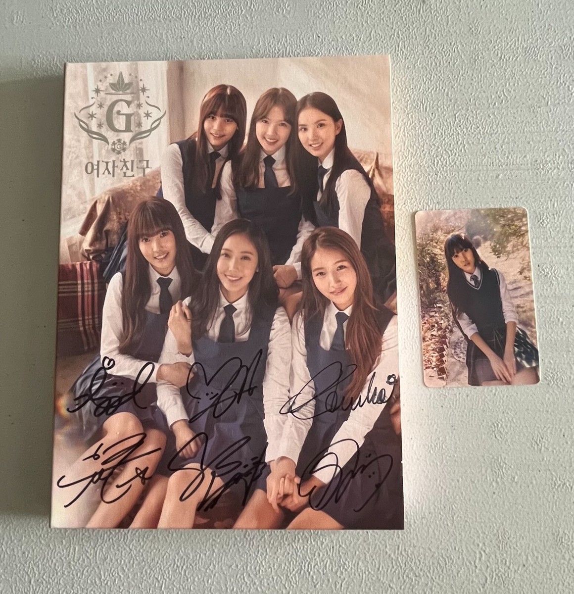 GFRIEND SNOWFLAKES ALL MEMBER SIGNED ALBUM WITH YUJU
