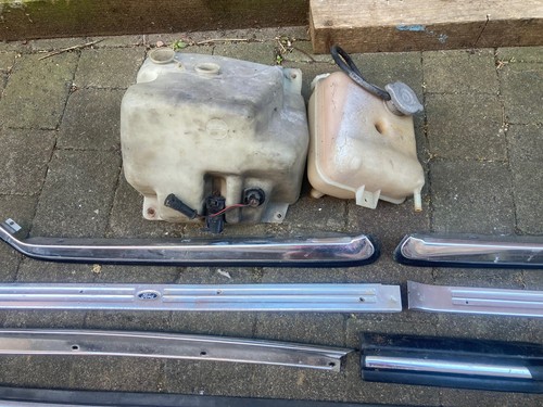 Job lot of Ford Granada MK2 Spares - Picture 2 of 7