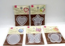 2023 new  DAISO Japanese Silicone mold shaker Butterfly Heart flower star round