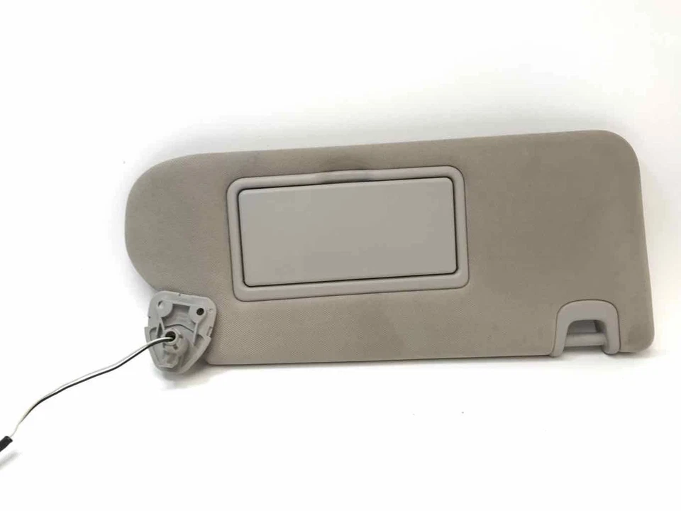 Fits 2015 2016 2017 2018 NISSAN MURANO RH Passenger Sun Visor Illuminated Beige - Image 2 of 4