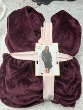 New With Tags Victoria Secret Short Plush Robe Size M-L