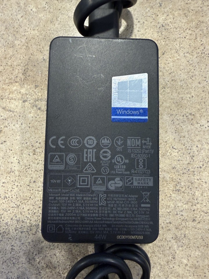 Microsoft Surface Charger Model 1800 – 44W Power Supply – Pro 3/4/5/6/7 ...