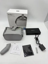 Oculus Go 32GB Virtual Reality Headset With Controller Charger Read Description