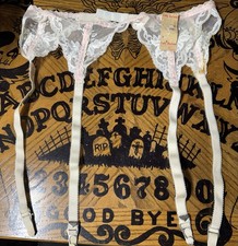 VINTAGE LADY MARLENE GARTER BELT   LARGE . NEW  WHITE / PINK. TLC STAIN