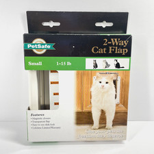 PetSafe 2-Way Small 1 - 15 lb Clear Cat Flap Door Magnetic Closure Lockable NOB