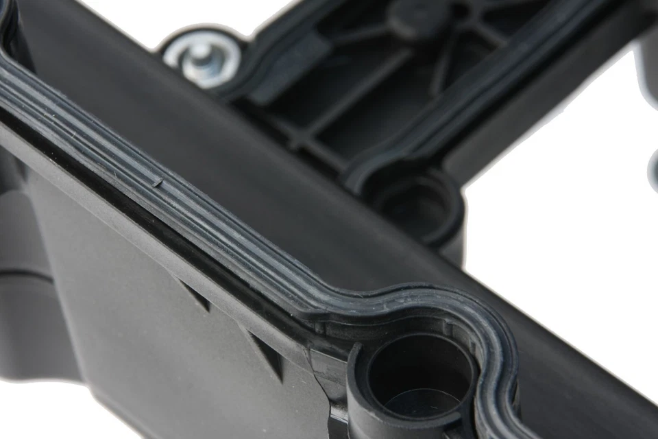 Engine Valve Cover URO For 2014-2015 BMW 640i xDrive - Image 3 of 4