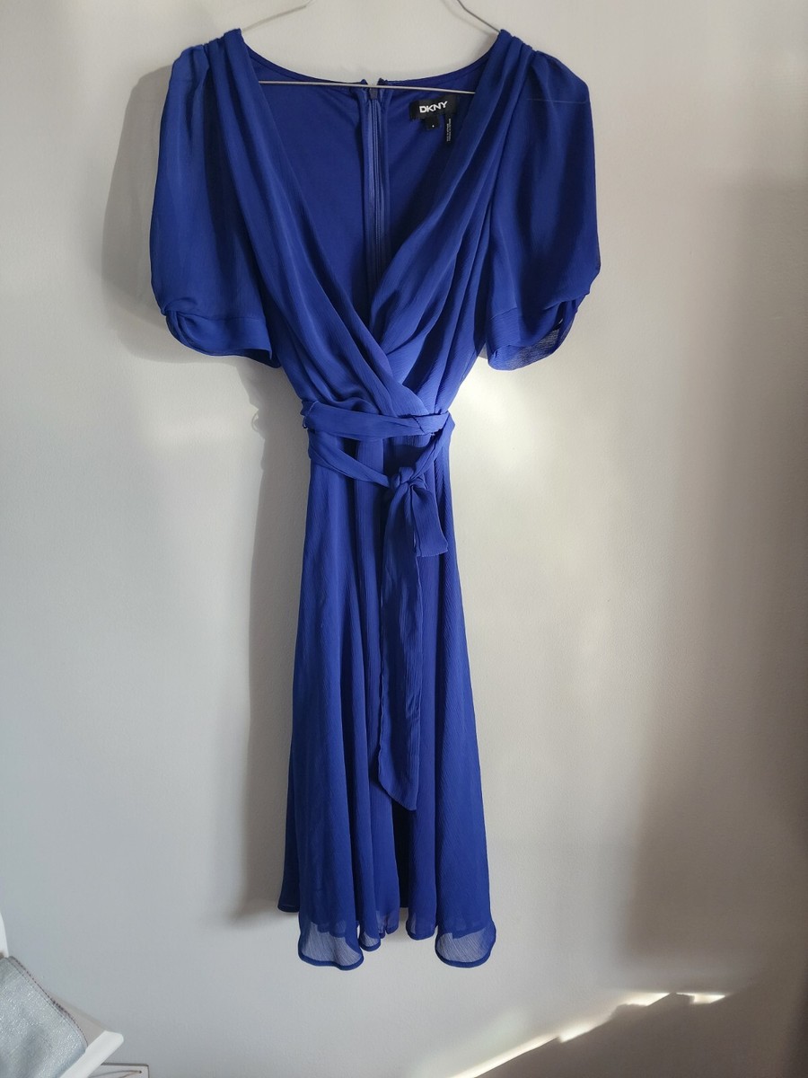 dkny blue dress womens SIZE:7.5D METALLIC-SILVER Miley Cyrus Stuns In From pants and tops