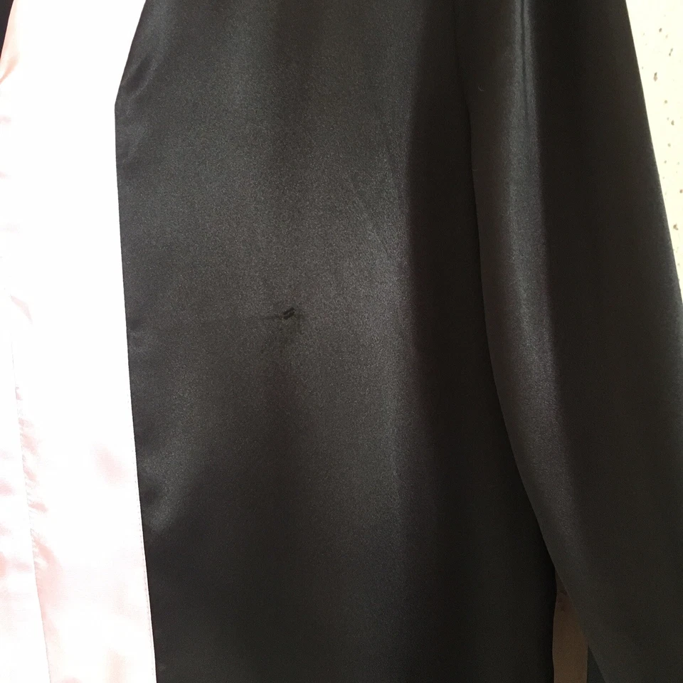 Flora Nikrooz Womens Size Medium Black Pink Satin Floral Embroidered Night Gown - Image 4 of 4