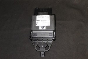 Audi A1 A3 A4 A6 Q5 Q7 Spannungswandler Wandler Spannungsstabilisator 8K0959663B