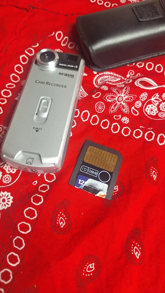 Cámara digital y cámara web Argus DC3300 5,0 MP funcionando Foto 3 de 4