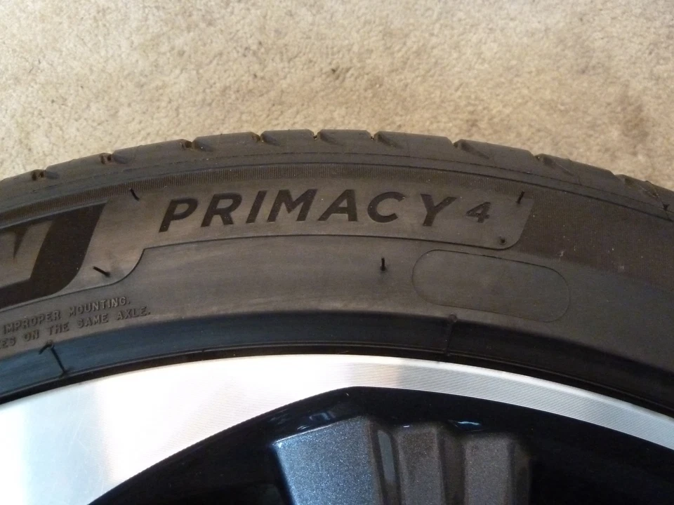 Neue original MG Marvel R Sommerräder 235/45R19 Michelin Alu 19" Np. 2.480,--EUR - Bild 4 von 4