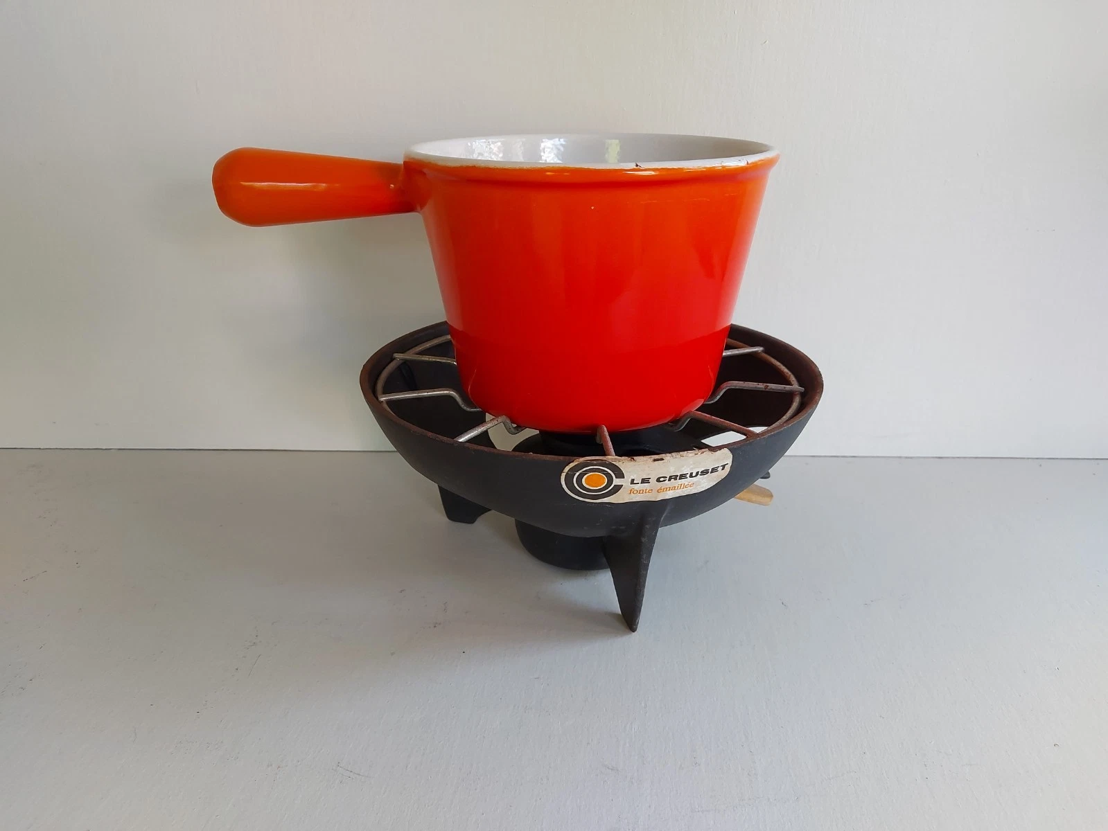 Le Creuset Cast Iron Fondue Set, Read Description