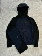 Old Season Nike Tech Fleece Tracksuit (Discontinued) 
