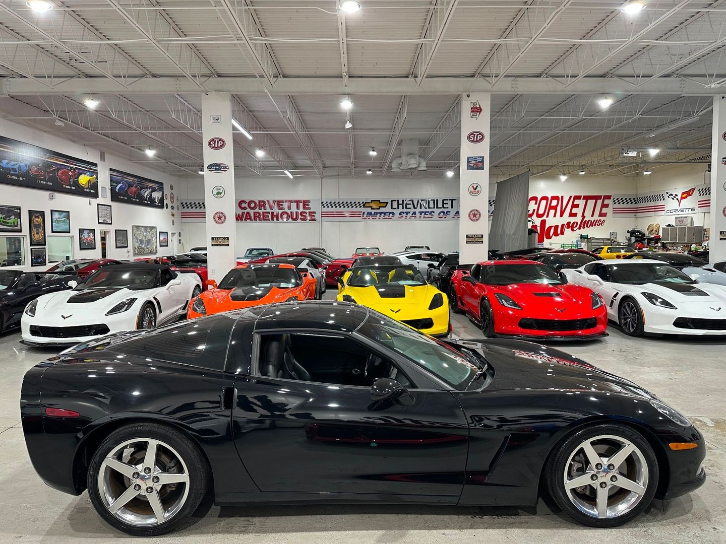 2005 [41U] Black Chevrolet Corvette   | C6 Corvette Photo 5