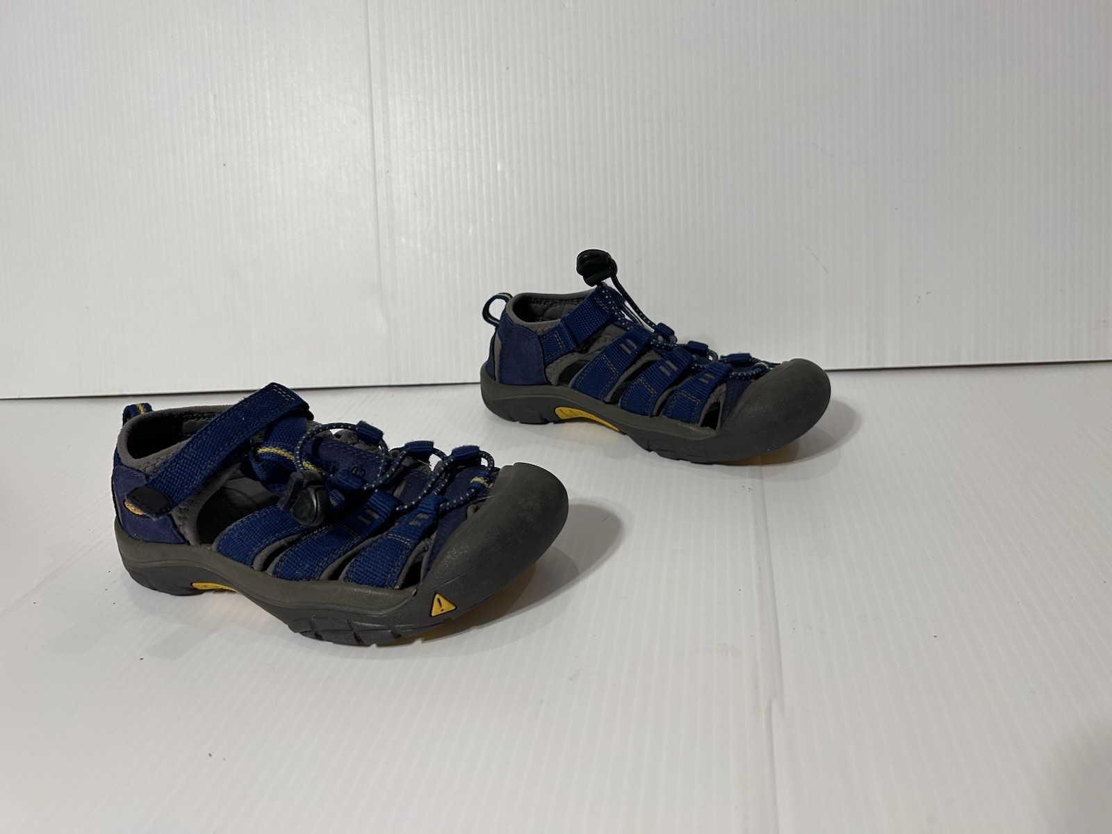 KEEN Sandalo Pescatore Ragazzo Bambini Taglia 2 Giovani