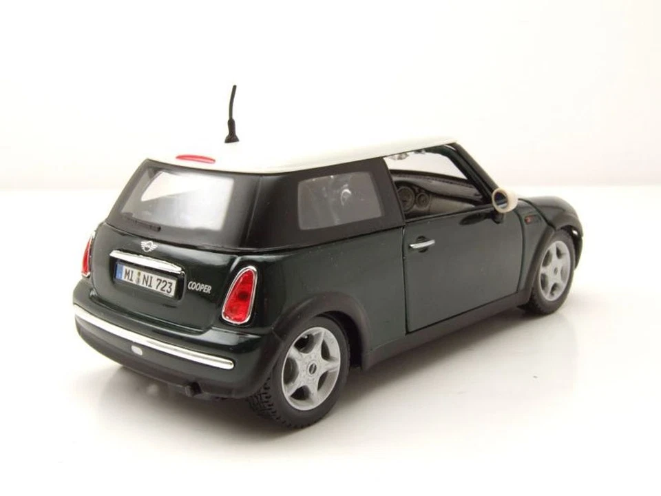 BMW Mini Cooper Verde Metallizzato Modellino 1:24 Maisto - Immagine 2 di 4