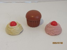 FISHER PRICE VTG. FUN WITH FOOD CHOCOLATE CUPCAKE WITH 2 ICINGS REPLACEMENT
