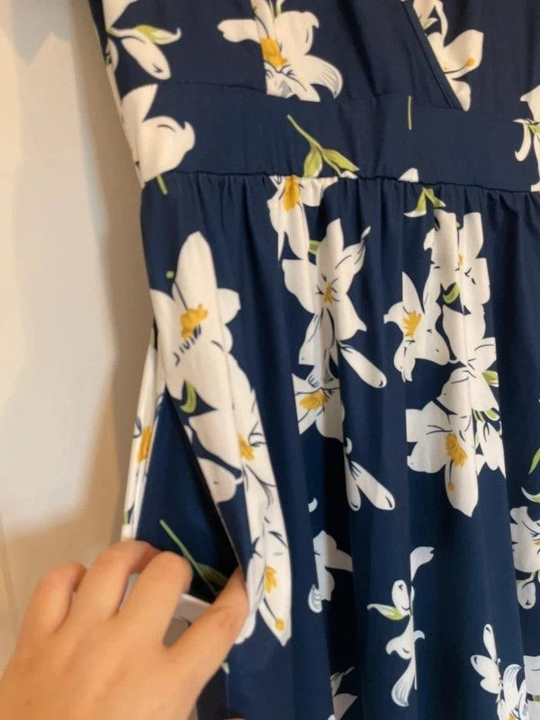 VotePretty Floral Patterned Midi Dress - Image 2 of 4