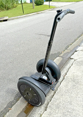 Segway I2 Personal Transport, Only 220 Original Miles, Runs Perfectly!