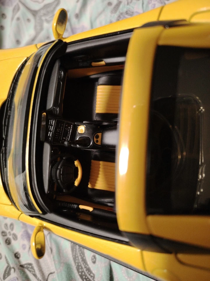 Autoart Performance  Callaway Corvette C12 1/18  Diecast  - Immagine 4 di 4