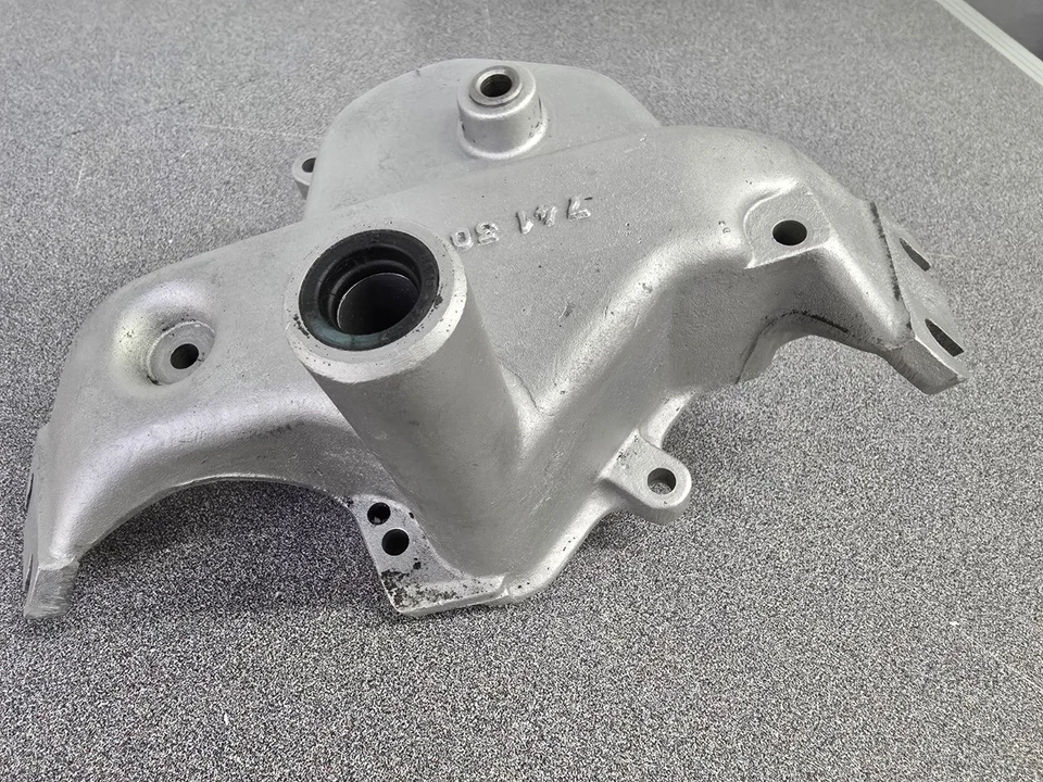 NICE USED ORIGINAL PORSCHE 356C 356SC 741 TRANS TAIL NOSE CONE LONG REV SHAFT - Image 2 of 4