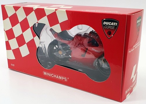 Minichamps 1/12 Scale 122 060012 Ducati Desmosedici Bayliss MotoGP Valencia 2006 - Picture 5 of 5