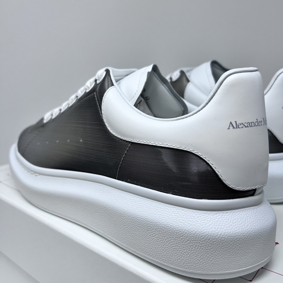 【初版】 ALEXANDER McQUEEN Buy Alexander McQueen Oversized Sneaker Kids 'White Black