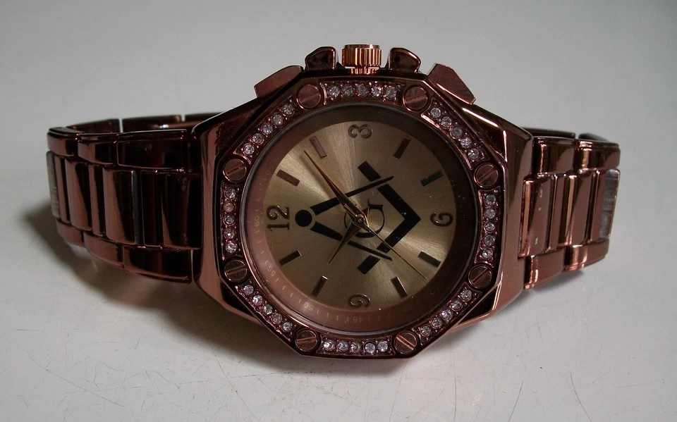 RELOJ INFORMAL ELEGANTE DE MODA ALBAÑIL ACABADO ORO ROSA (BRONCE) PARA HOMBRE Foto 2 de 4