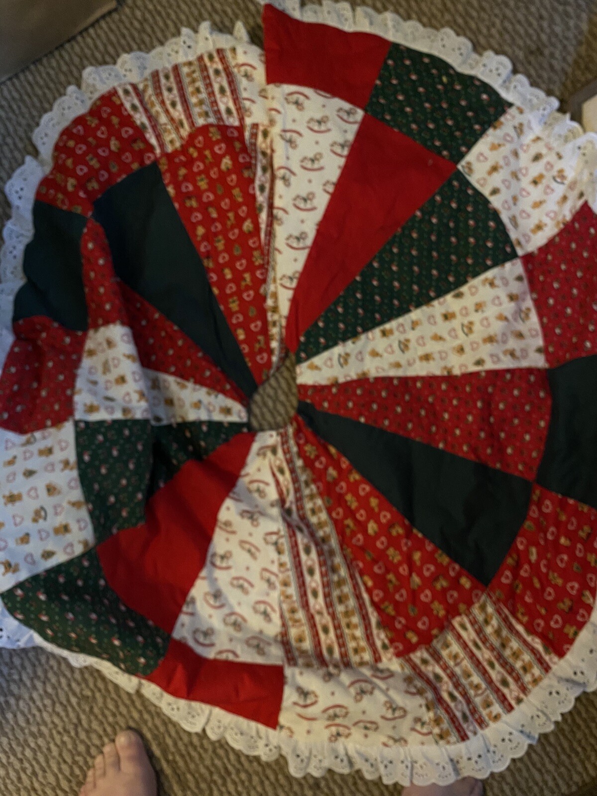 Vintage Handmade Quilted Christmas Tree Skirt 32” Across