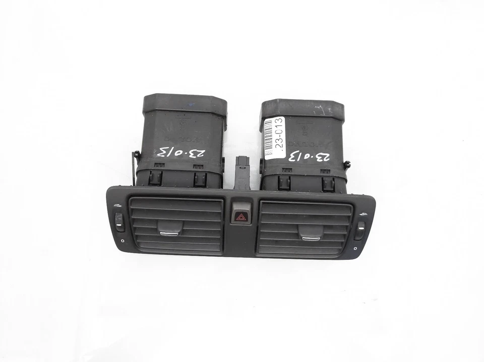 Salida de ventilación de aire central para tablero Volvo C70 2006-2007 39870828 Foto 2 de 4