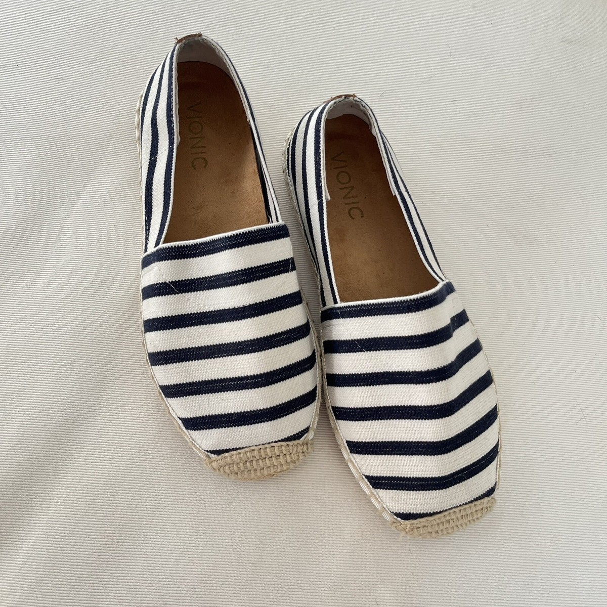Vionic Espadrilles Shoes 6 Flats Nautical Blue White Striped  display picture 1