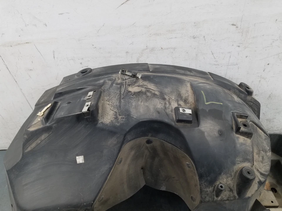 Grand Marquis/Corwn Vic 2006 guardabarros interior delantero forro - * #53752 Y1 Foto 3 de 4