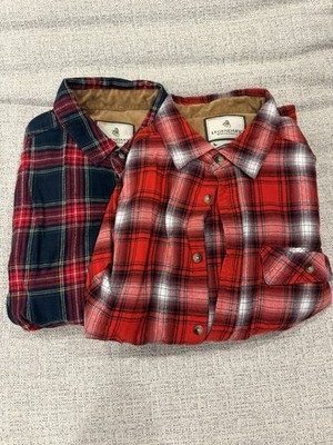 Legendary Whitetails Buck Camp Men s M Red Plaid Cotton Flannel Shirt Pockets