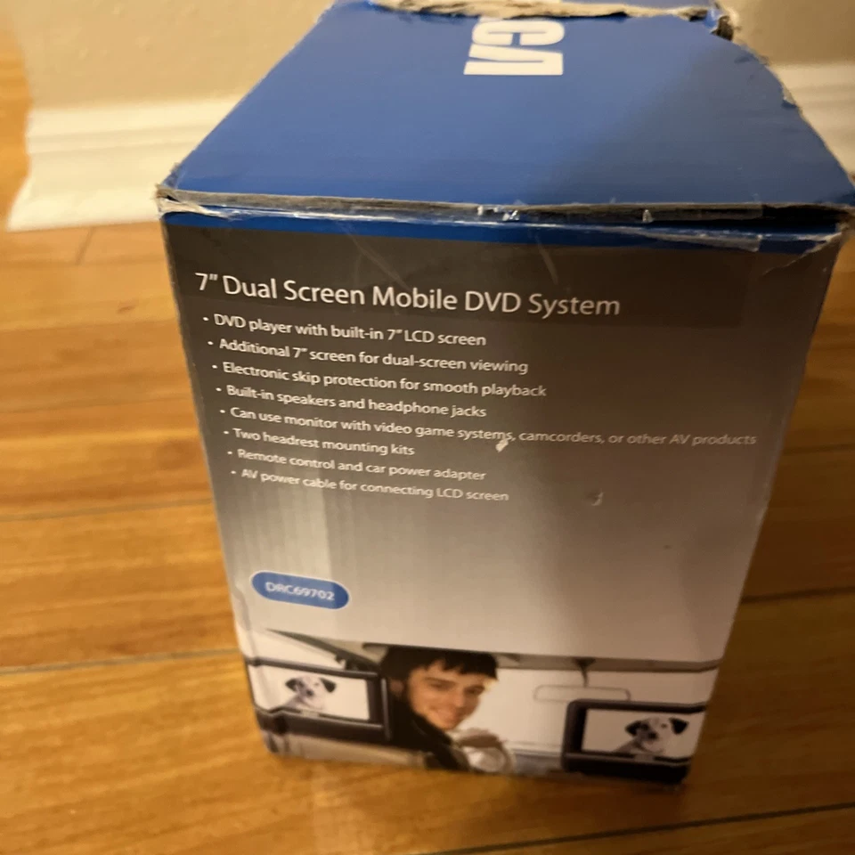 RCA DRC69702 7" Dual Screen Portable DVD Player 2 Screens Cords Remote & Case - Image 3 of 4